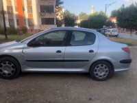 voitures-peugeot-206-sedan-2009-constantine-algerie