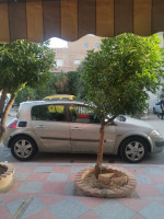 moyenne-berline-renault-megane-2-2003-tiaret-algerie