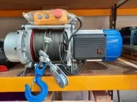 Monte charge / treuil électrique 1500KG 220V