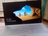 ASUS M712D