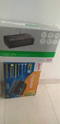 2 onduleur apc