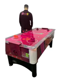 Air hockey هوكي هوائية