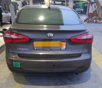 berline-kia-cerato-2014-blida-algerie