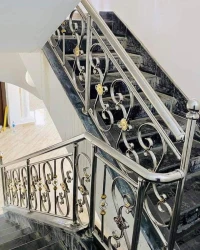 Rampe D'escalier Garde De Corps En Inox / Verre.