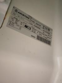 ثلاجات-و-مجمدات-refrigerateur-ariston-moteur-en-panne-a-refaire-الجزائر-وسط