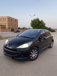 سيارات-peugeot-207-2007-sportium-عين-تالوت-تلمسان-الجزائر