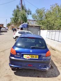 سيارات-peugeot-206-2004-أيت-يحي-موسى-تيزي-وزو-الجزائر
