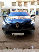 voitures-renault-clio-5-100ch-boit-6-2022-bisnis-mohammadia-alger-algerie