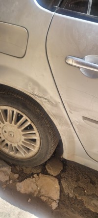 سيارات-renault-scenic-2007-باتنة-الجزائر
