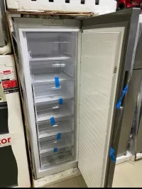 Congélateur vertical CRISTOR  7 TIROIRS  300 LITRE  DEFROST 