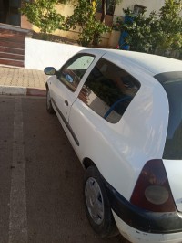 سيارات-renault-clio-2-2001-بومرداس-الجزائر