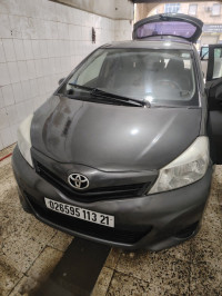 voitures-toyota-yaris-2013-skikda-algerie