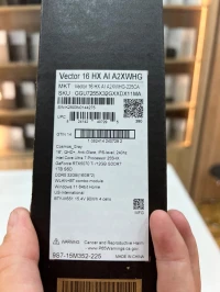 MSI Vector 16 HX Ultra 7 255 HX 32gb 1TB ssd RTX 5070  TI 12 gb jamais utilisé neuf