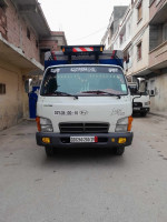 camion-hyundai-hd72-2000-bouandas-setif-algerie