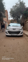 voitures-peugeot-207-2011-sportium-youb-saida-algerie