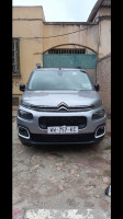 automobiles-citroen-berlingo-2023-shine-bouira-algerie