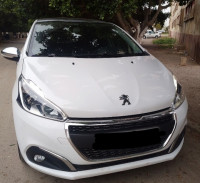 voitures-peugeot-208-2015-allure-facelift-algerie