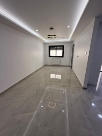 شقة-بيع-4-غرف-الجزائر-دالي-ابراهيم