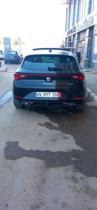 سيارات-seat-leon-2022-fr-بئر-الجير-وهران-الجزائر