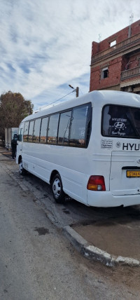 bus-county-hyundai-2009-tiaret-algerie