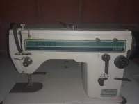 Machina sanger droit