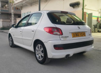 voitures-peugeot-206-plus-2012-chelghoum-laid-mila-algerie