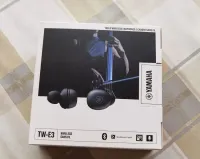 Yamaha TW-E3A Écouteurs sans fil bluetooth 6h d'autonomie - Boîtier de charge inclus - Noir - Blanc