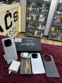 iQOO 13 16GB 512GB BMW EDITION Boite Neuf