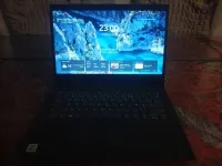 PC portable Lenovo v14 