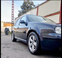 voitures-volkswagen-golf-4-2001-edition-alger-centre-algerie