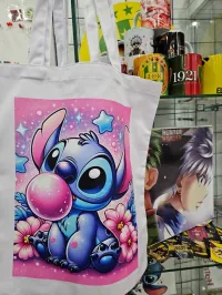Impression sur T-shirts, mugs, cadres, pins, porte-clés, totebags, coques, cadeaux...