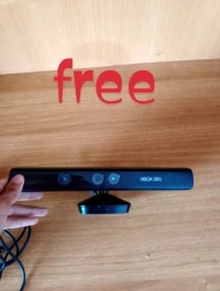 Xbox360 slim+2 manette+25jeux+1cd+kinect gratuit 