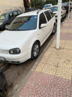 voitures-volkswagen-golf-4-2006-cr4-twila-algerie