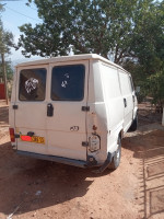 utilitaire-peugeot-j5-1985-ghazaouet-tlemcen-algerie