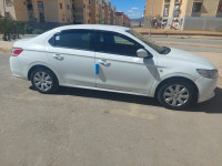 voitures-peugeot-301-2013-active-saida-algerie