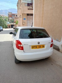 سيارات-skoda-fabia-2014-visage-صدوق-بجاية-الجزائر