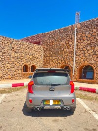 سيارات-kia-picanto-2014-المنيعة-الجزائر
