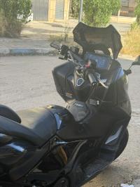 دراجات-نارية-وسكوترات-yamaha-tmax-tech-max-562-2023-تيارت-الجزائر