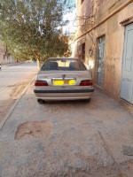 voitures-peugeot-405-ico-2011-bx-naama-algerie