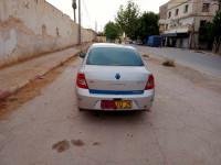 voitures-renault-symbol-2012-mascara-algerie