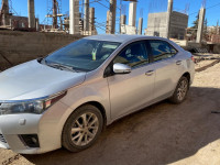 voitures-toyota-corolla-2014-berrouaghia-medea-algerie