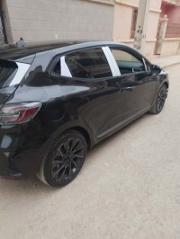 سيارات-renault-clio-5-2025-equilibre-الكرمة-وهران-الجزائر