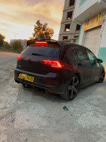 moyenne-berline-volkswagen-golf-7-2014-r-constantine-algerie