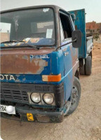 camionnette-toyota-dyna-1984-dina-algerie