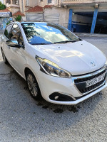 voitures-peugeot-208-2019-allure-facelift-setif-algerie