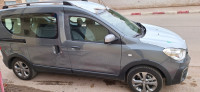 voitures-renault-kangoo-2024-stepway-batna-algerie