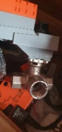 VANNE 3 VOIE AVEC SERVOMOTEUR  VANNE 4 VOIE CIATT