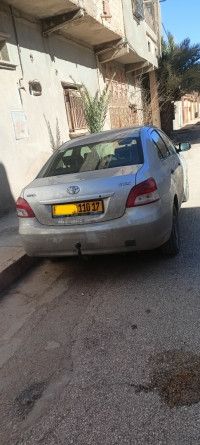 voitures-toyota-yaris-2010-hassi-bahbah-djelfa-algerie