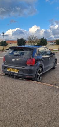 سيارات-volkswagen-polo-2015-carat-plus-البويرة-الجزائر