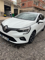 voitures-renault-clio-5-2021-intense-grarem-gouga-mila-algerie